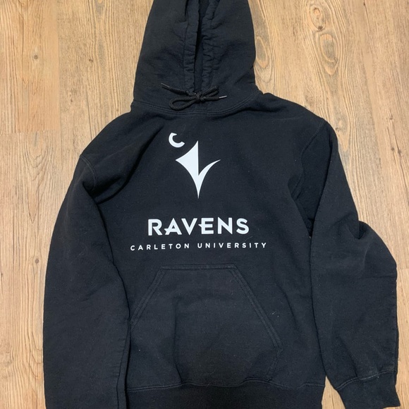 Tops - Carleton university hoodie